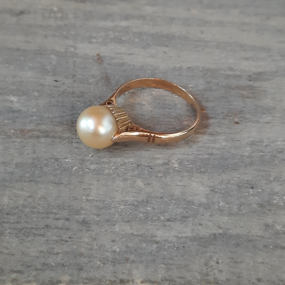 Vintage 18K Yellow Gold Custom Made Cultured Pearl Ring - Picture 5 of 16